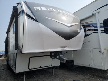  Salvage Gran 5th Wheel