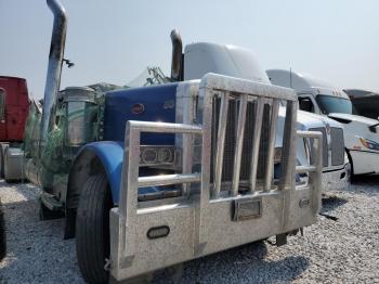  Salvage Peterbilt 379