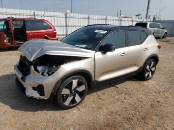  Salvage Volvo XC40