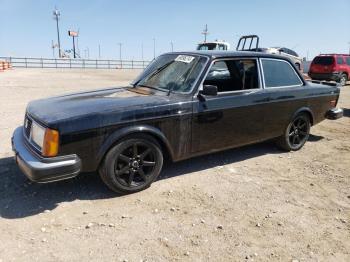  Salvage Volvo 242