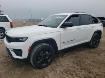  Salvage Jeep Grand Cherokee