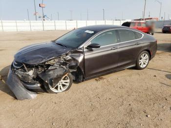  Salvage Chrysler 200