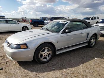  Salvage Ford Mustang