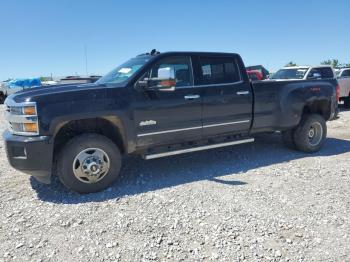  Salvage Chevrolet 3500