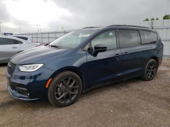  Salvage Chrysler Pacifica