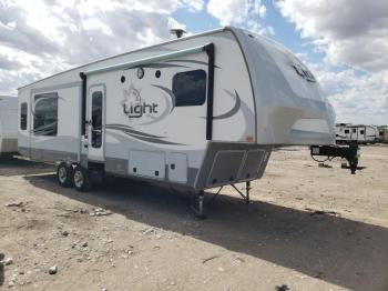  Salvage Open 5th Wheel