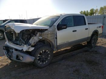  Salvage Nissan Titan