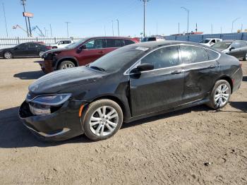  Salvage Chrysler 200