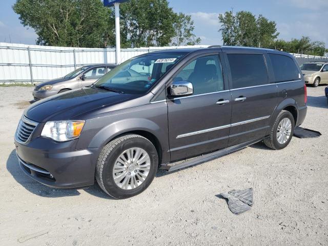  Salvage Chrysler Minivan