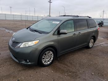  Salvage Toyota Sienna