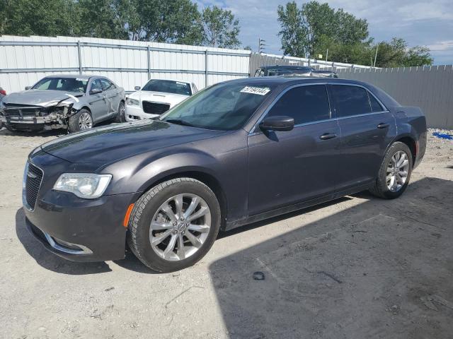  Salvage Chrysler 300