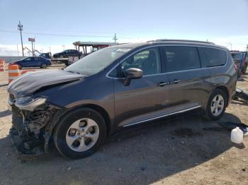  Salvage Chrysler Pacifica