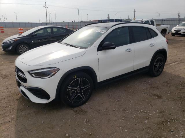  Salvage Mercedes-Benz GLA