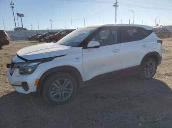  Salvage Kia Seltos