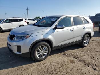  Salvage Kia Sorento