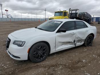  Salvage Chrysler 300