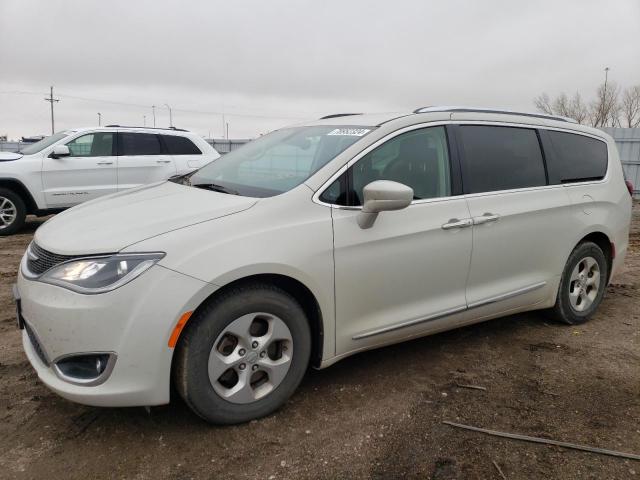  Salvage Chrysler Pacifica