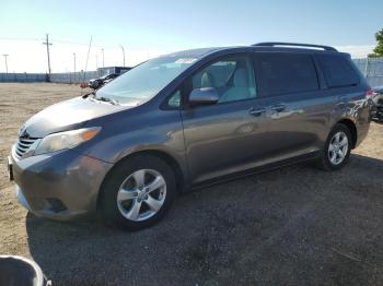  Salvage Toyota Sienna