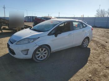  Salvage Ford Fiesta