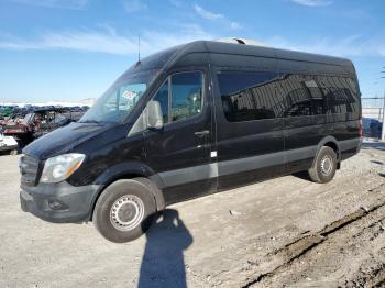  Salvage Mercedes-Benz Sprinter