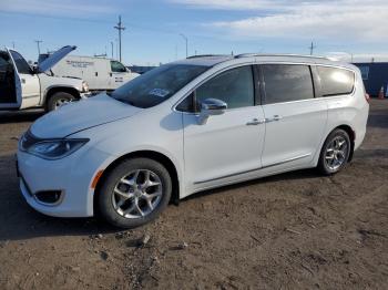  Salvage Chrysler Pacifica