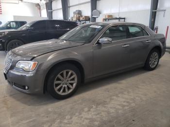  Salvage Chrysler 300