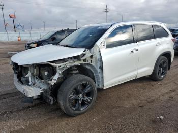  Salvage Toyota Highlander