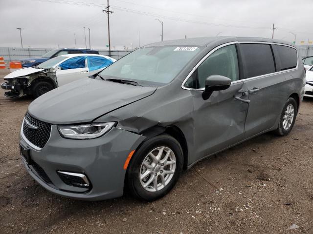  Salvage Chrysler Pacifica