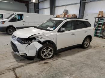  Salvage Mitsubishi Outlander