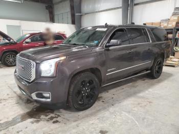  Salvage GMC Yukon