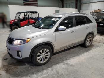  Salvage Kia Sorento