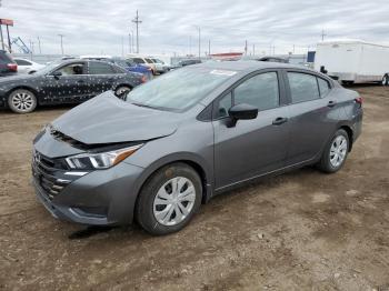  Salvage Nissan Versa