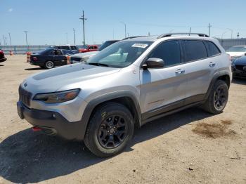  Salvage Jeep Cherokee