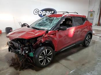  Salvage Nissan Kicks