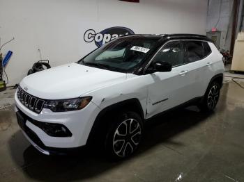  Salvage Jeep Compass