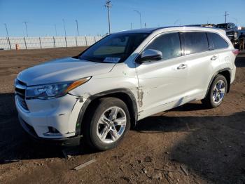  Salvage Toyota Highlander