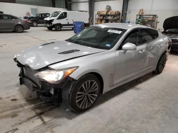  Salvage Kia Stinger