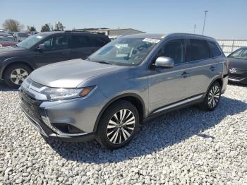  Salvage Mitsubishi Outlander