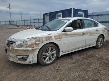  Salvage Nissan Altima