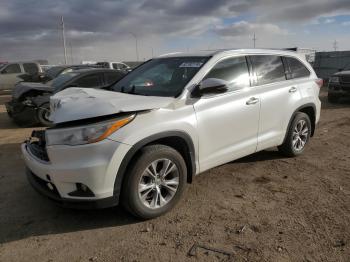  Salvage Toyota Highlander