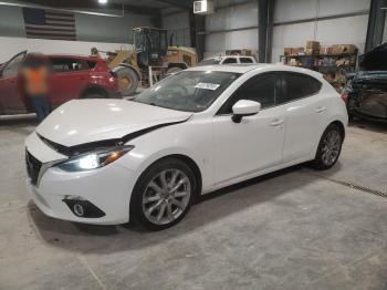  Salvage Mazda 3