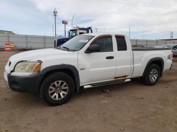  Salvage Mitsubishi Raider