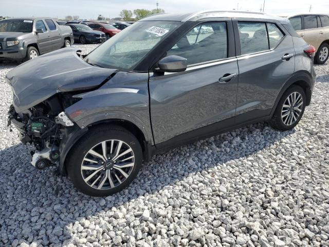  Salvage Nissan Kicks