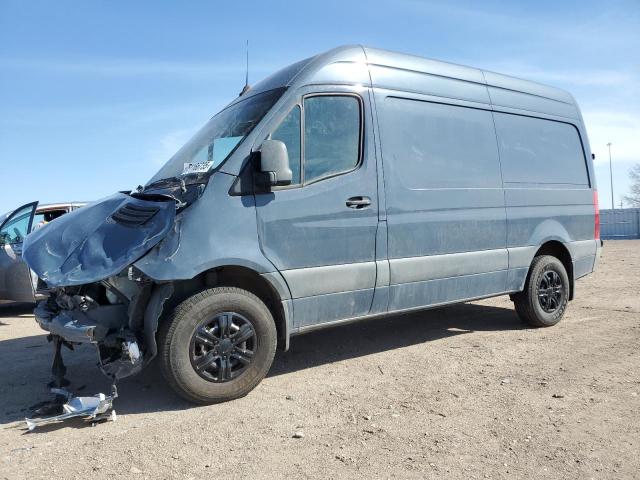 Salvage Mercedes-Benz Sprinter