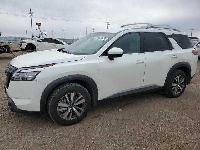  Salvage Nissan Pathfinder