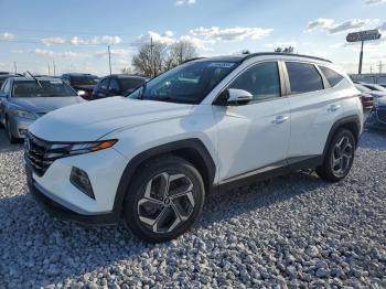  Salvage Hyundai TUCSON
