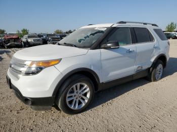  Salvage Ford Explorer