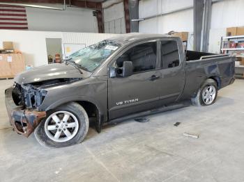  Salvage Nissan Titan