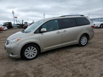  Salvage Toyota Sienna