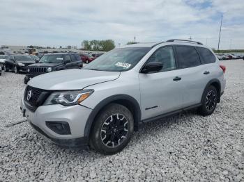  Salvage Nissan Pathfinder